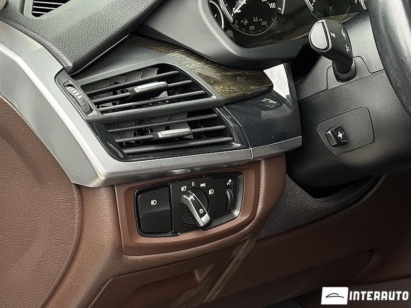 BMW X5 4.0e 2016 — Миниатюра 13