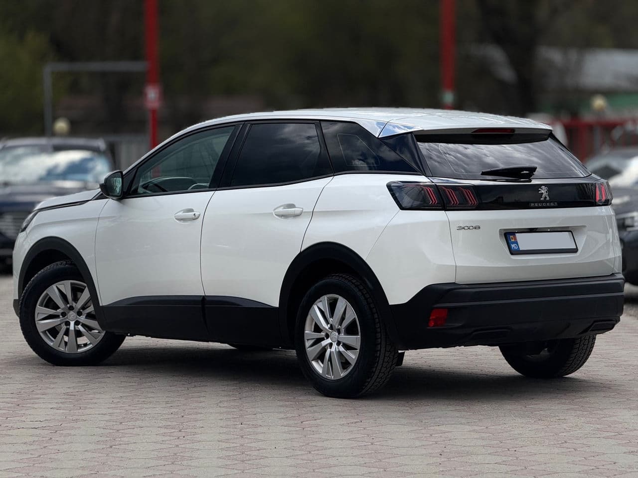 2021 Peugeot 3008 — Miniatură 3