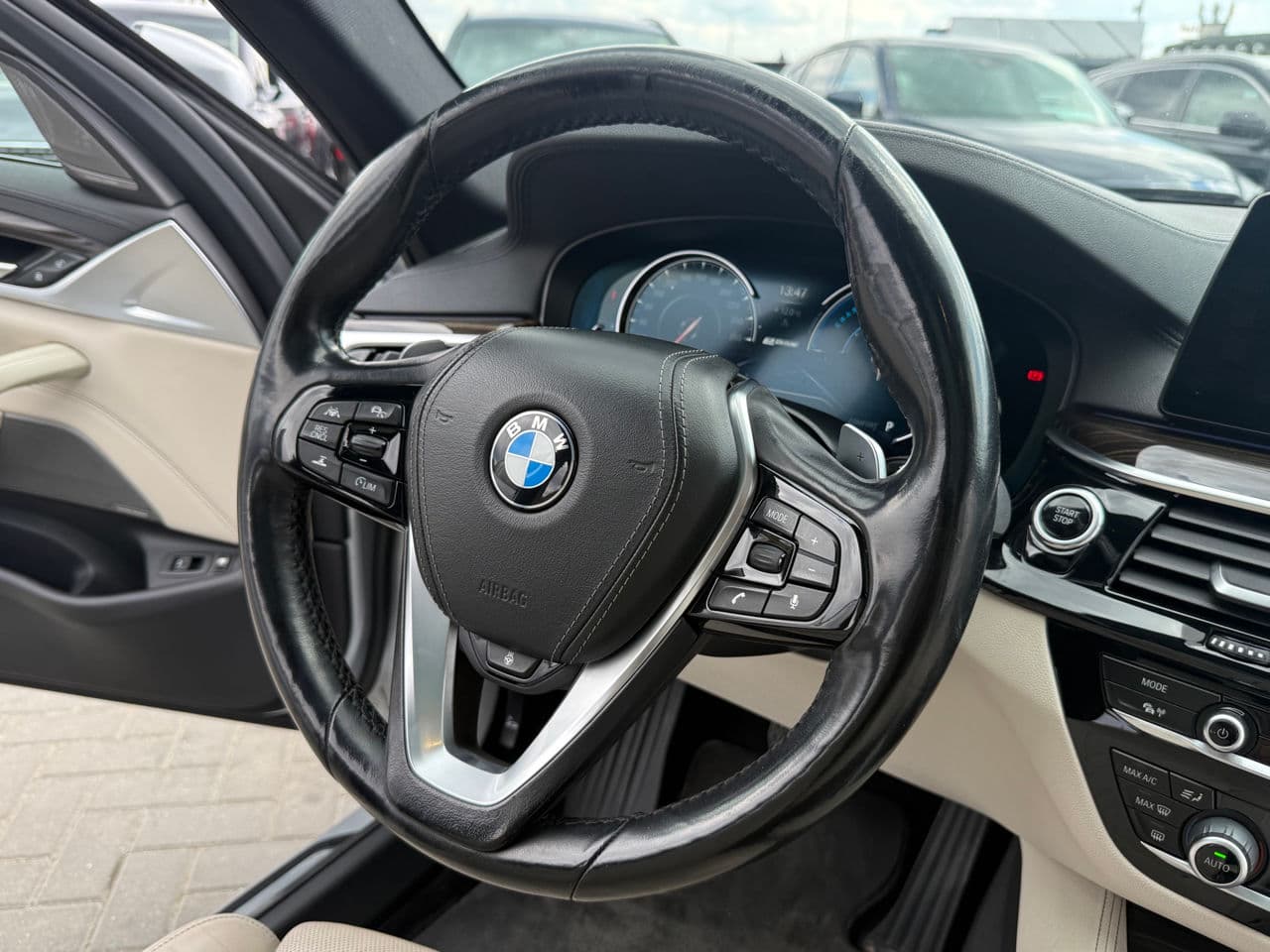 BMW 530e 2017 — Миниатюра 8