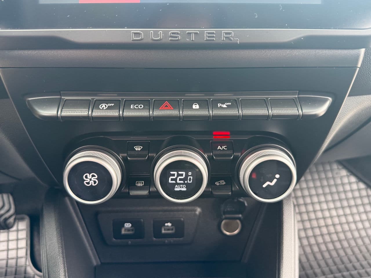 2023 Dacia Duster — Miniatură 11