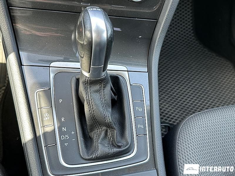 2019 Volkswagen Golf — Miniatură 13