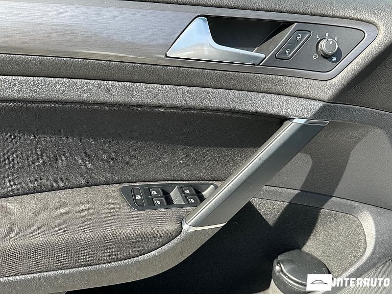 2019 Volkswagen Golf — Miniatură 15