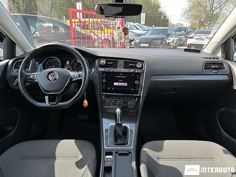 2019 Volkswagen Golf — Miniatură 8