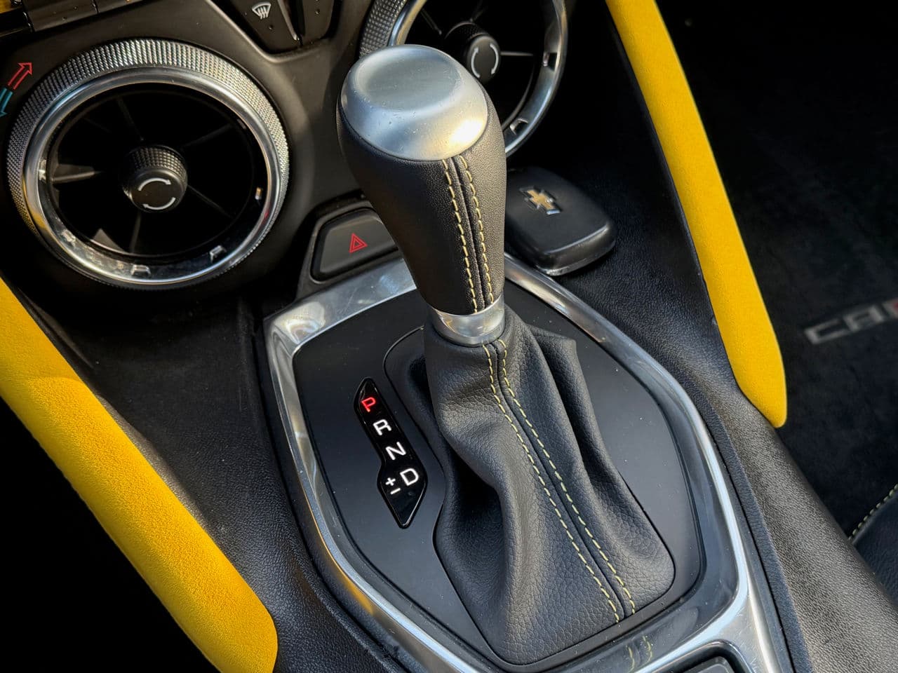 2016 Chevrolet Camaro — Miniatură 14