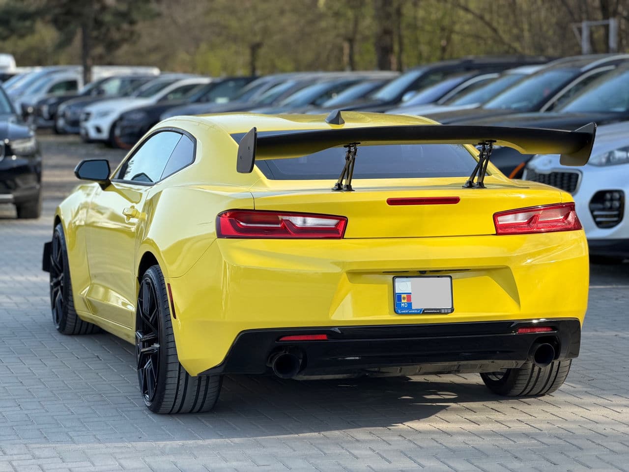 2016 Chevrolet Camaro — Miniatură 4