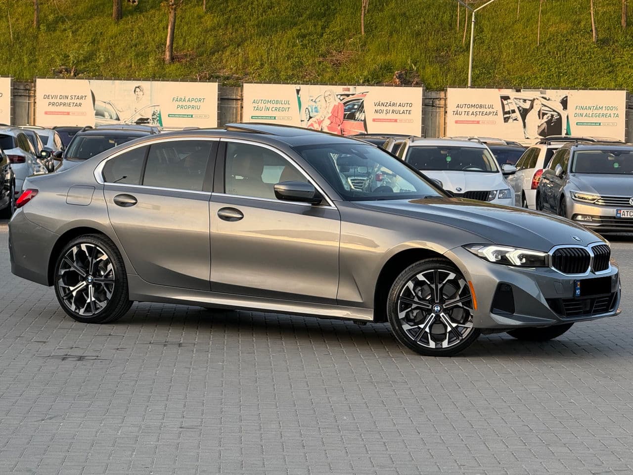 BMW 330