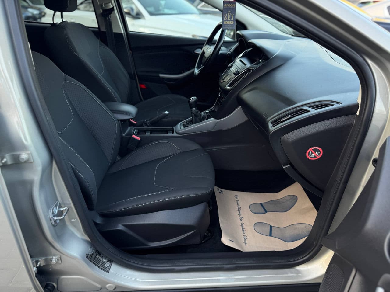 2015 Ford Focus — Miniatură 17