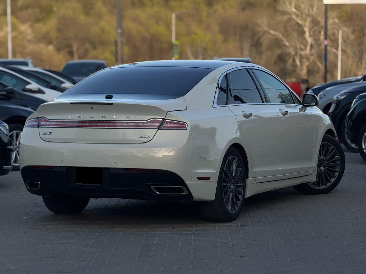 Lincoln MKZ 2013 — Миниатюра 3