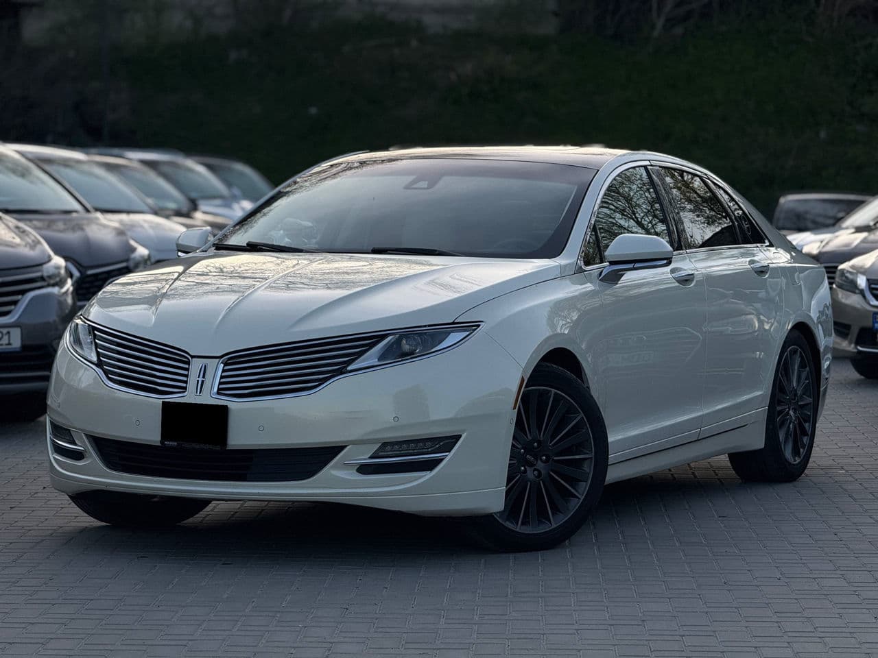 Lincoln MKZ 2013 — Миниатюра 2