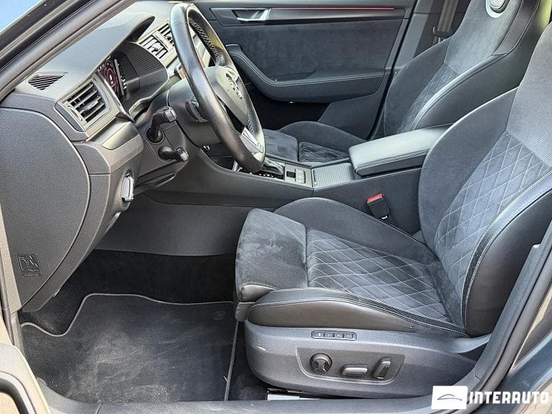 2020 Skoda Superb — Miniatură 9