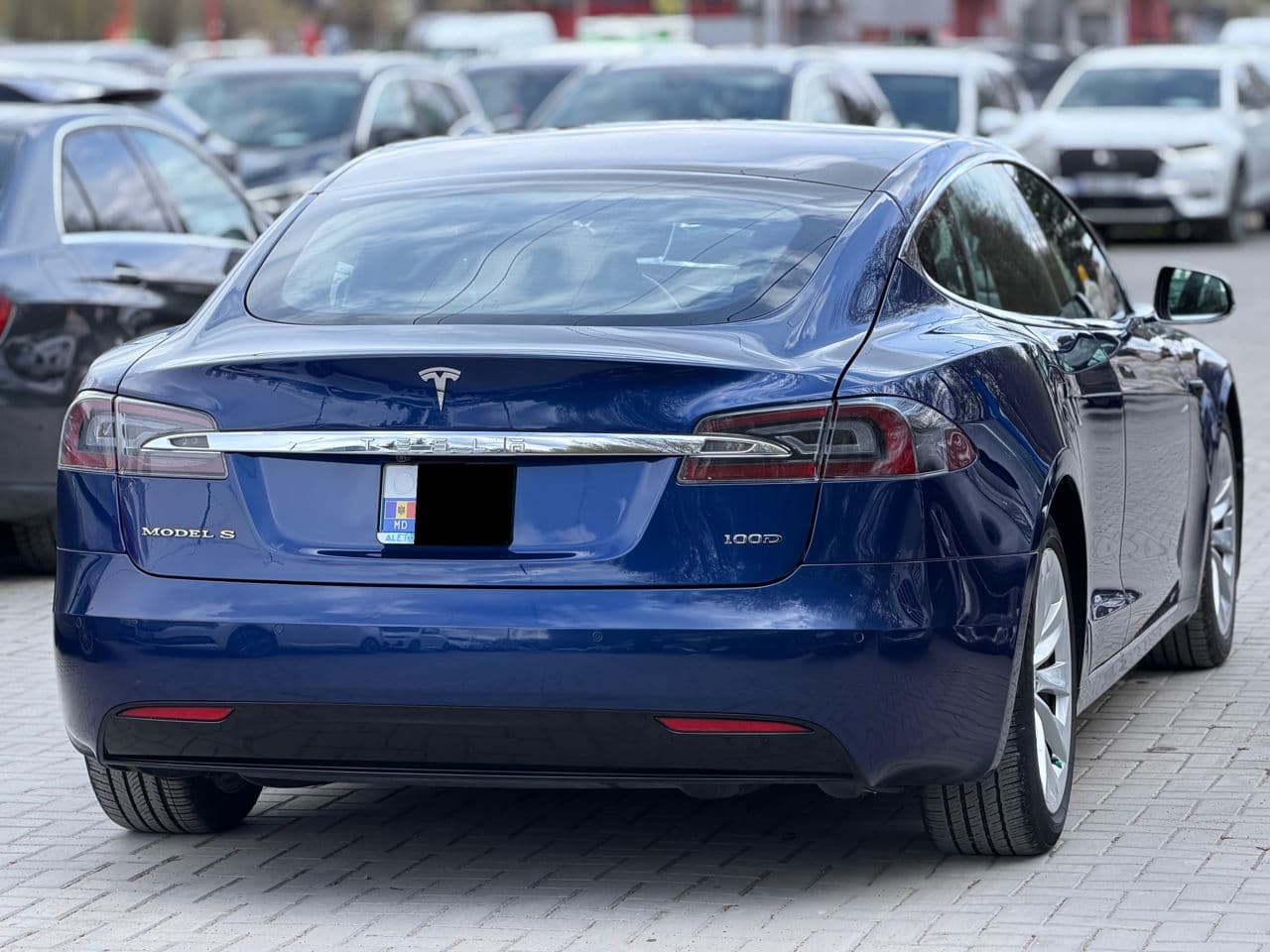 Tesla Model S 2017 — Миниатюра 2