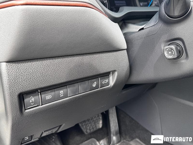 2021 Toyota Venza — Miniatură 16