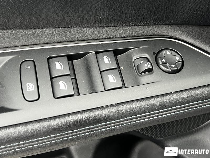 2023 Peugeot 3008 — Miniatură 16