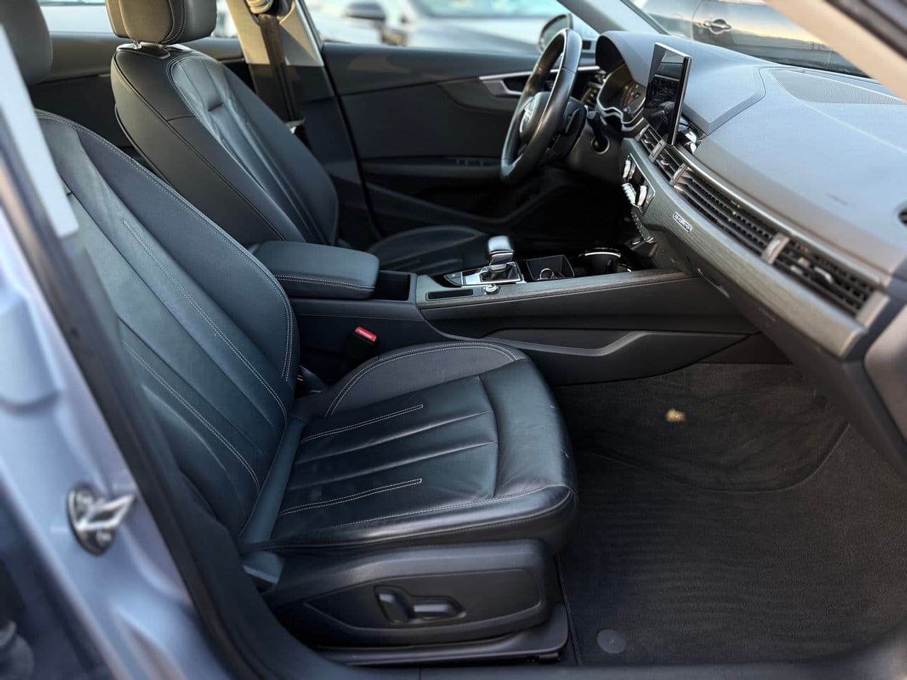 2020 Audi A4 — Miniatură 17