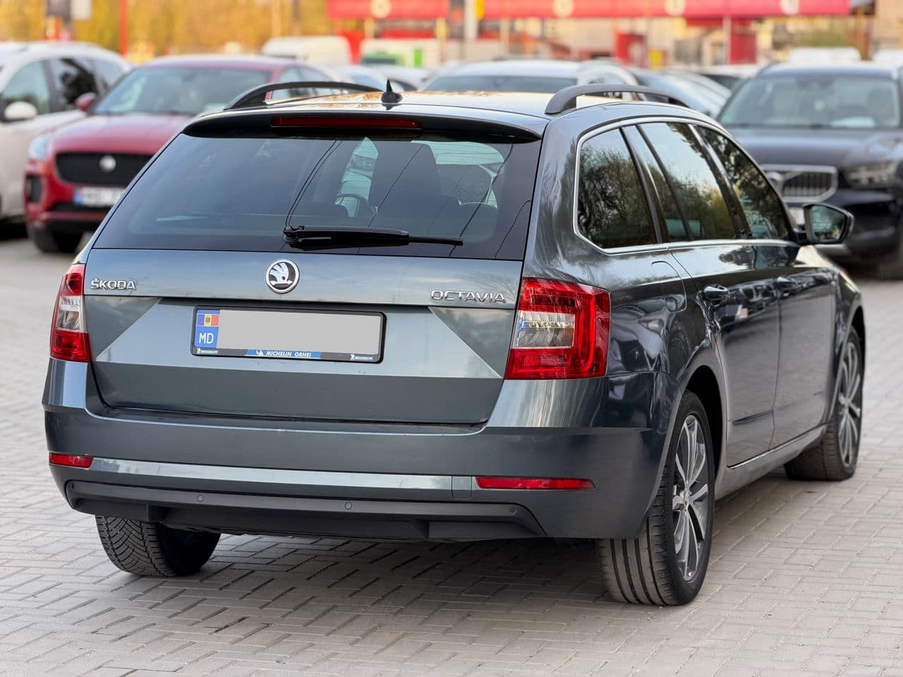 2017 Skoda Octavia — Miniatură 2