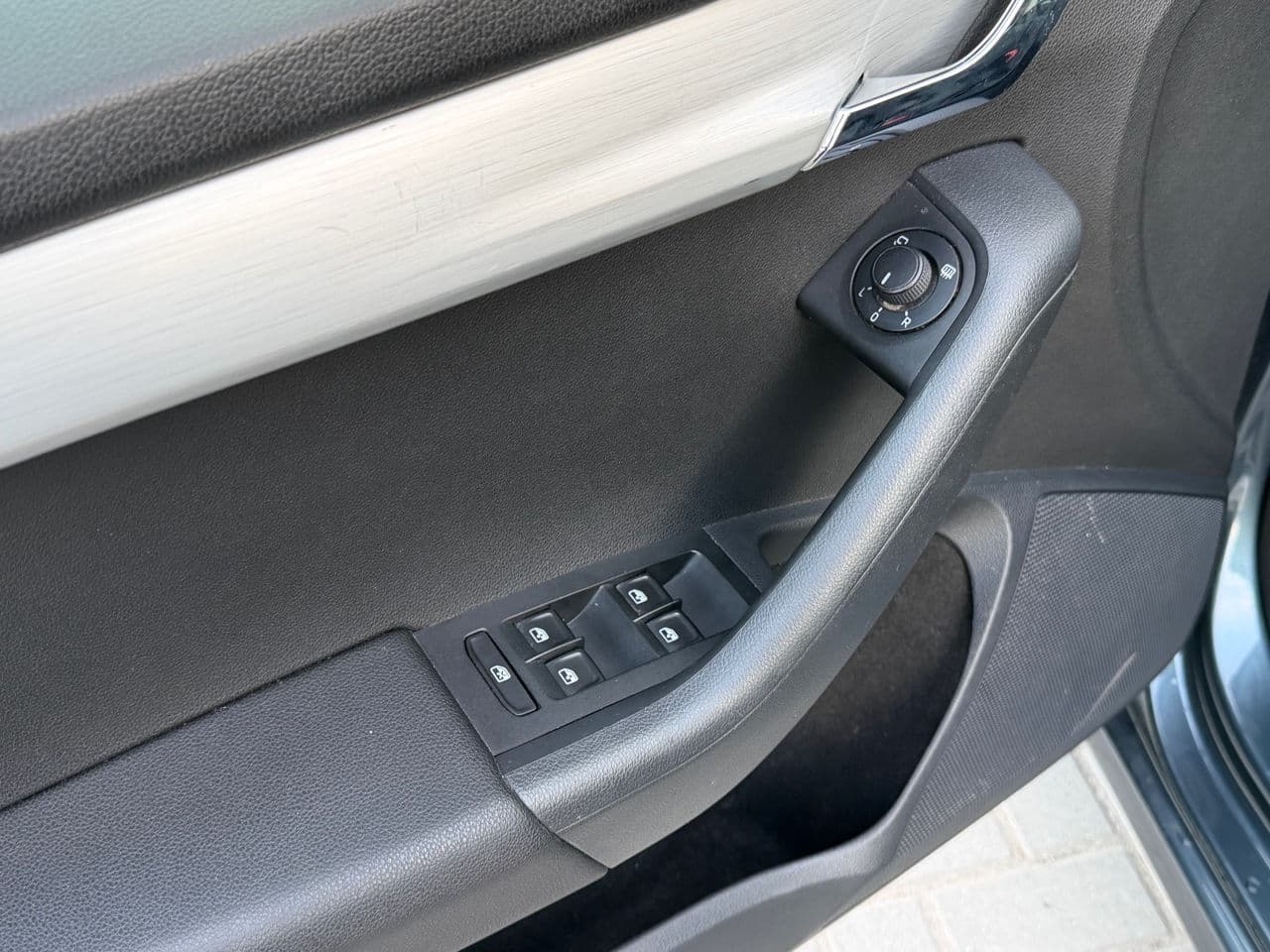 2017 Skoda Octavia — Miniatură 6