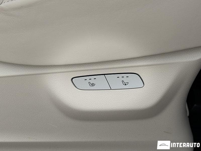 2019 Mercedes V 300 — Miniatură 16