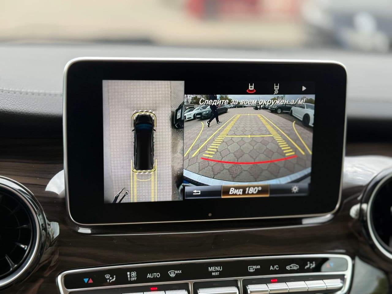 2019 Mercedes V 300 — Miniatură 13