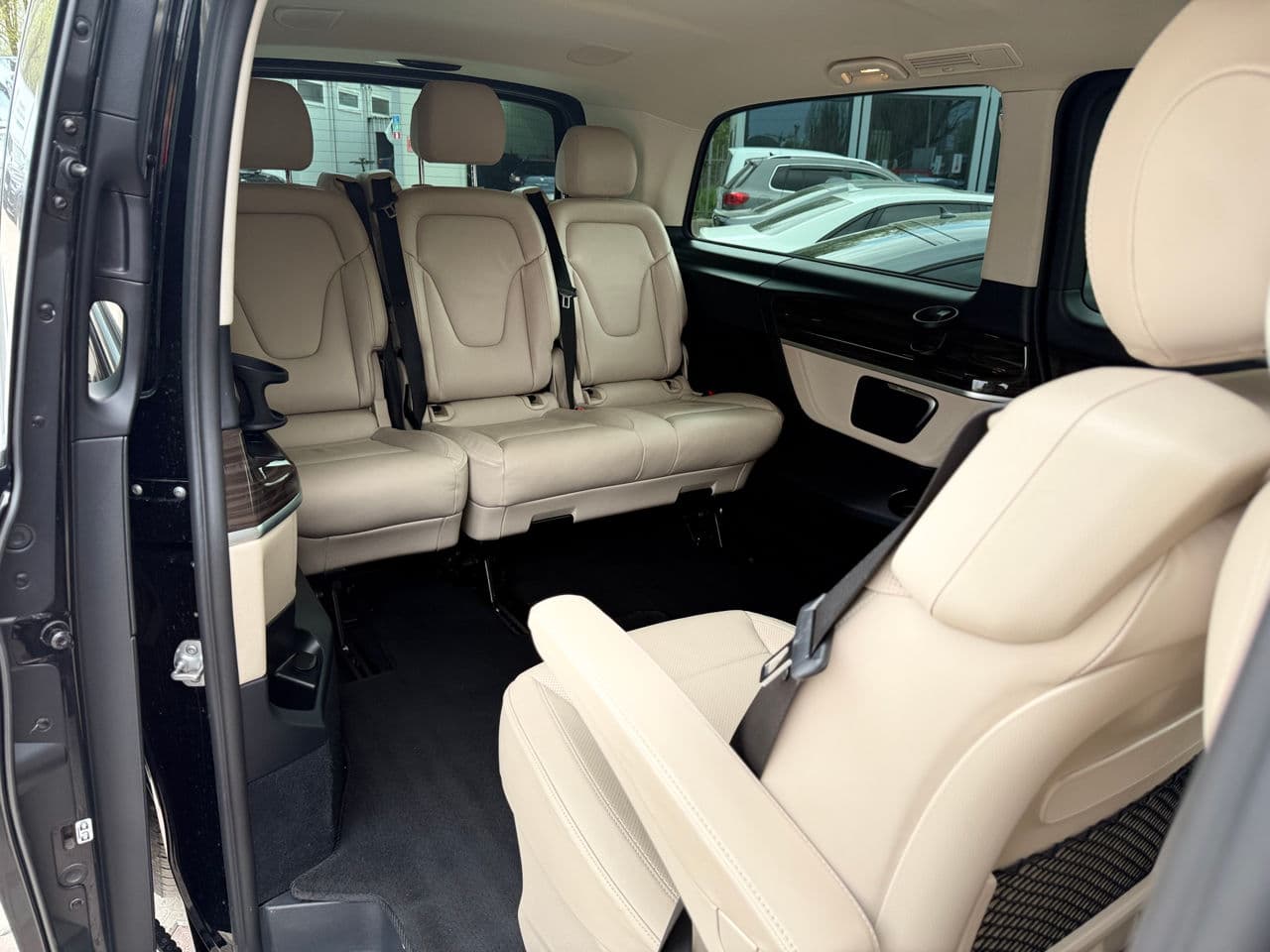 2019 Mercedes V 300 — Miniatură 18
