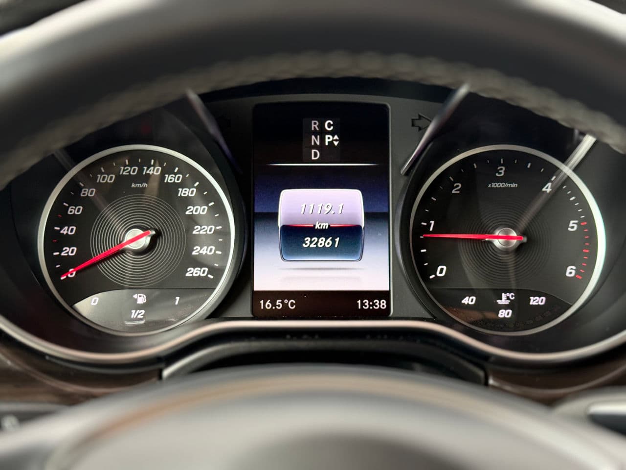 2019 Mercedes V 300 — Miniatură 12