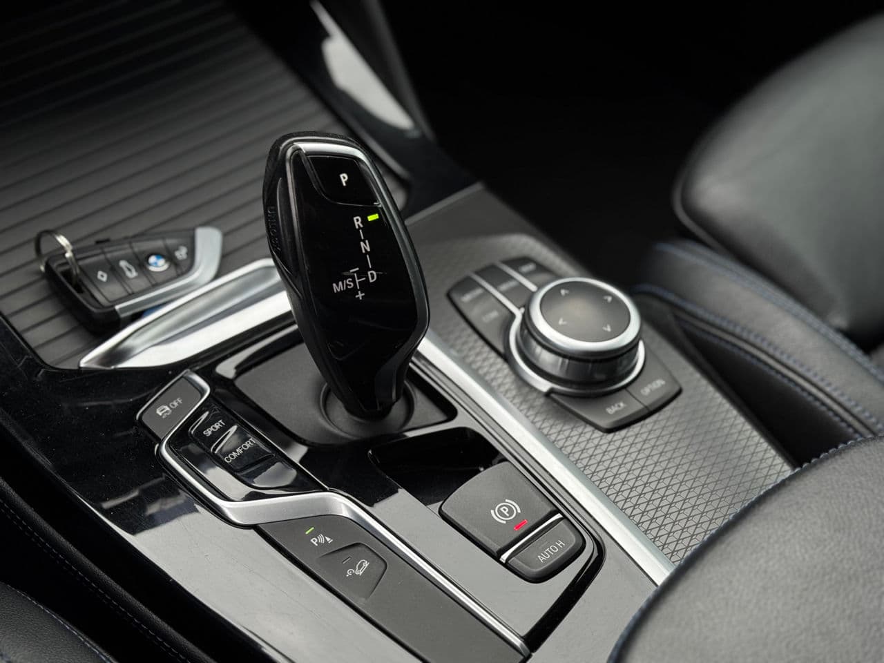 BMW X4 2.0D 2019 — Миниатюра 15