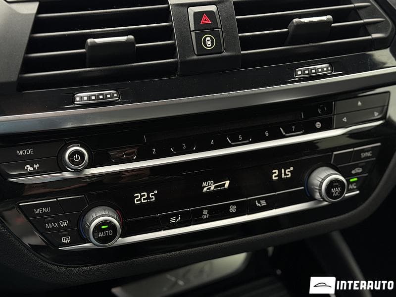 BMW X4 2.0D 2019 — Миниатюра 14