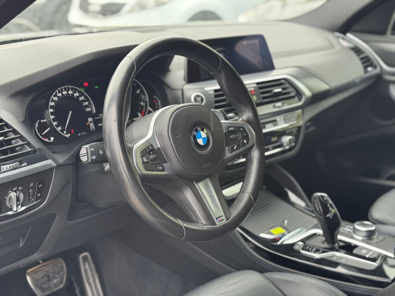 BMW X4 2.0D 2019 — Миниатюра 9