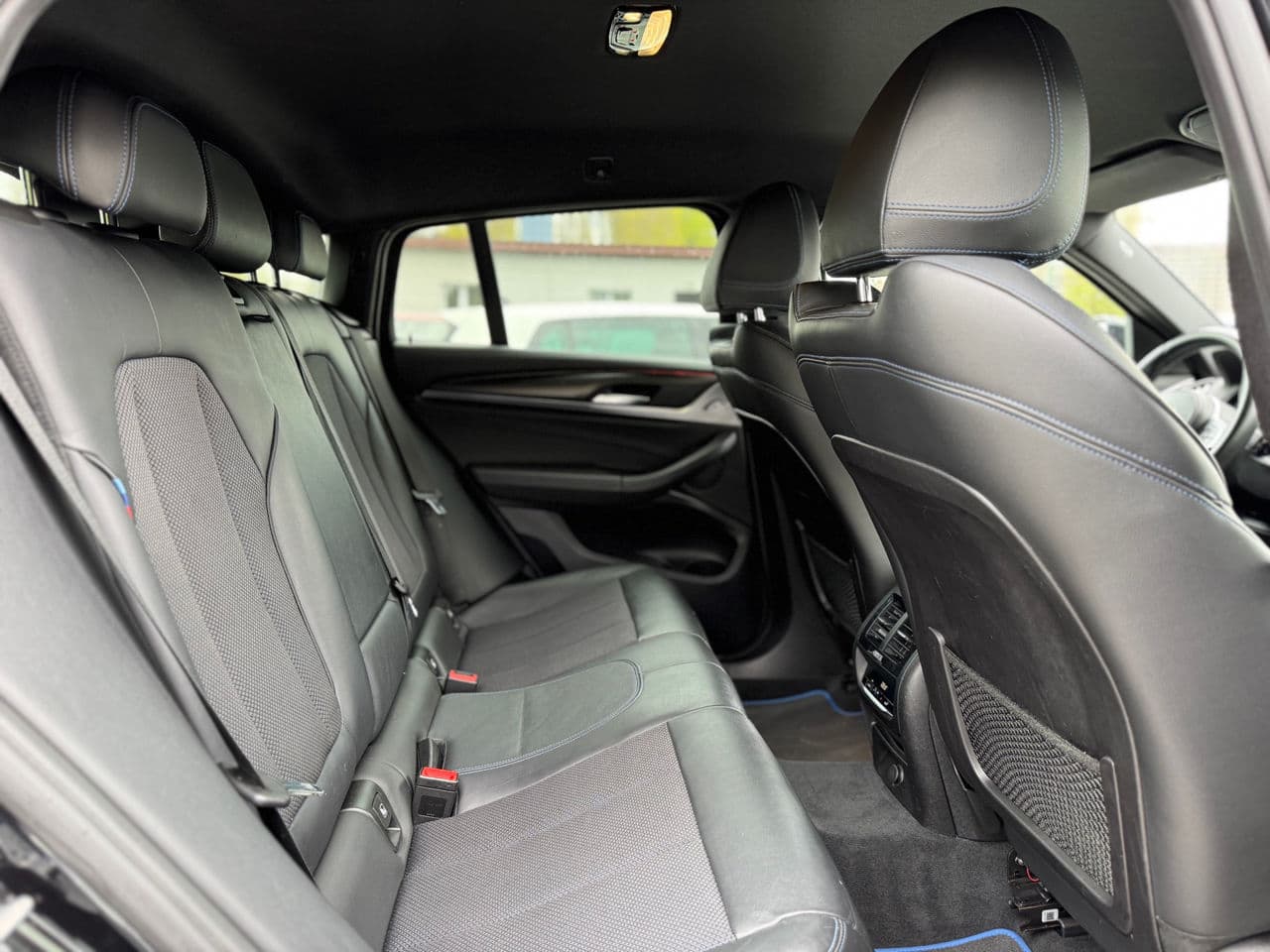 BMW X4 2.0D 2019 — Миниатюра 19