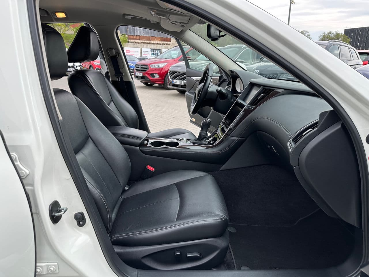 2017 Infiniti Q50 — Miniatură 15
