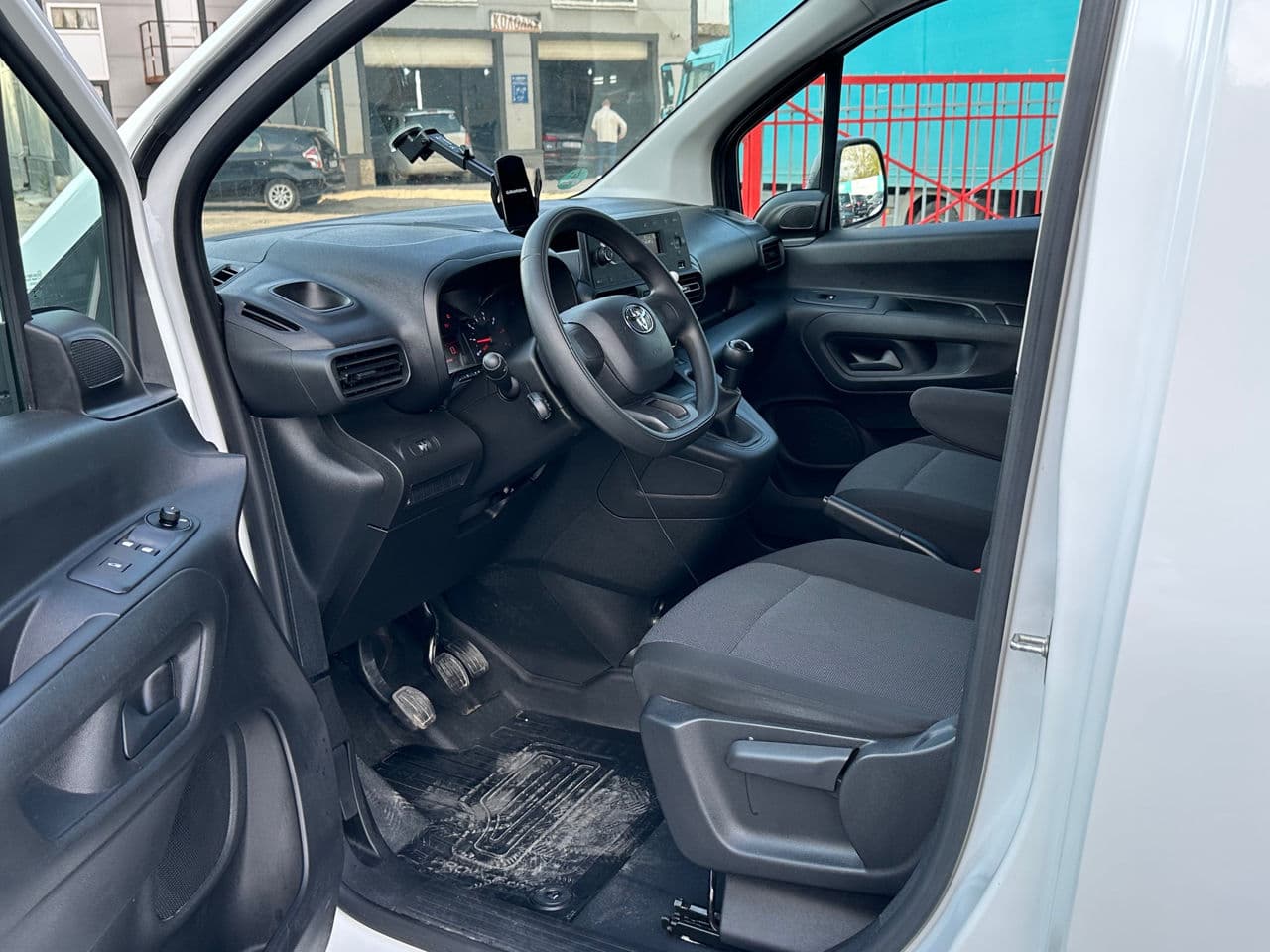 2021 Toyota Proace — Miniatură 5