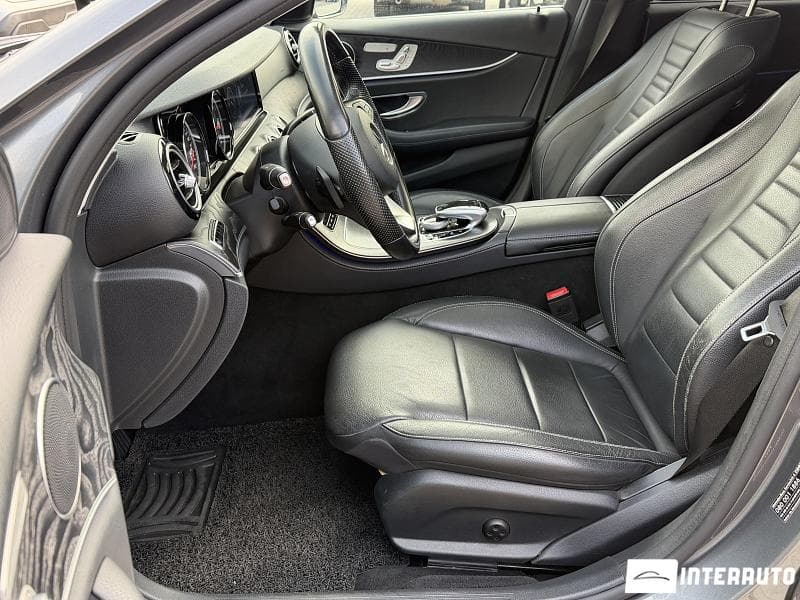 2016 Mercedes E 220 — Miniatură 8