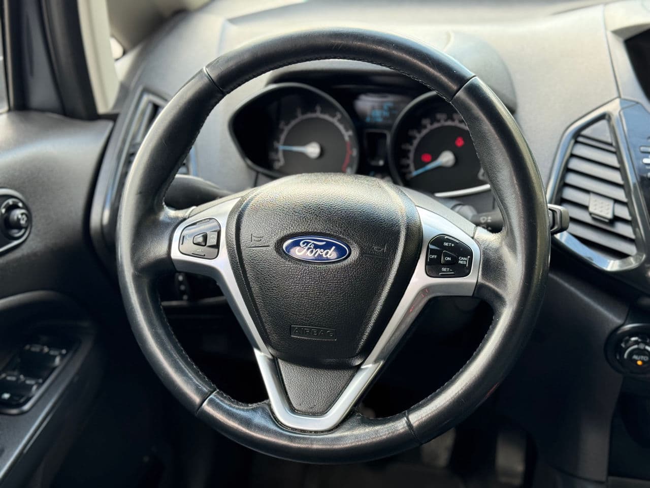 2016 Ford Ecosport — Miniatură 9