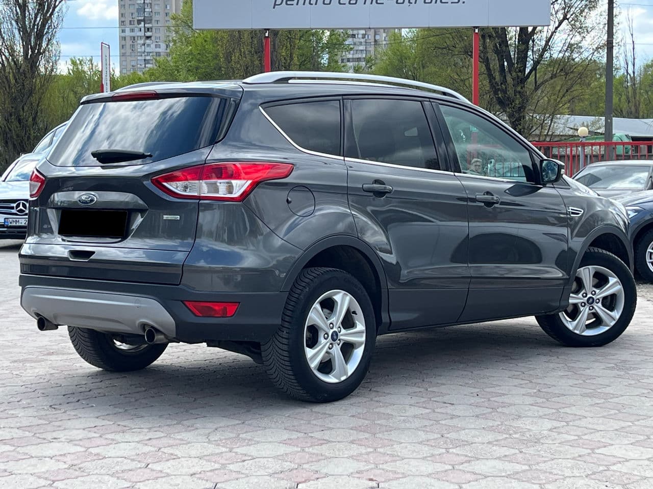2016 Ford Kuga — Miniatură 2