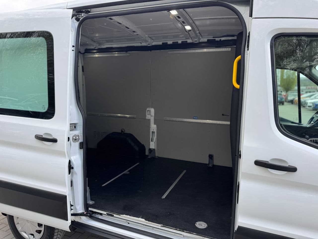 Ford Transit 2020 — Миниатюра 17