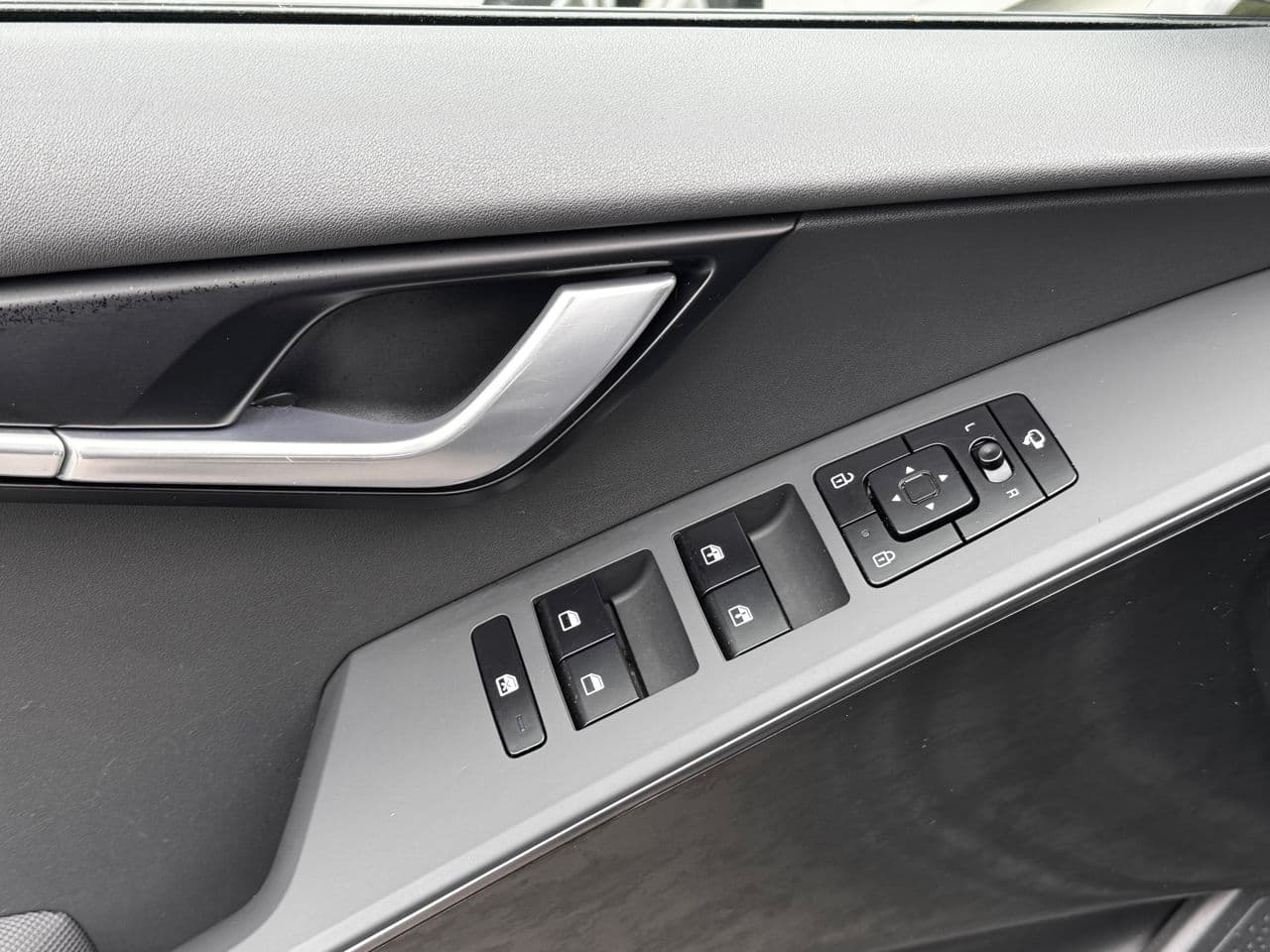 2022 Kia Niro — Miniatură 14