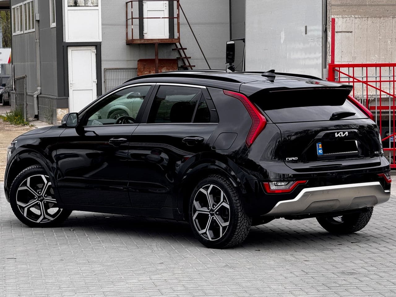 2022 Kia Niro — Miniatură 4