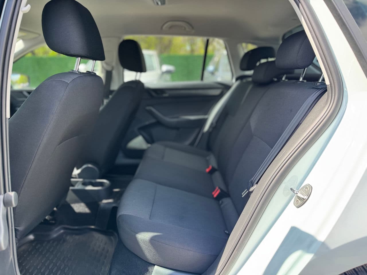 2015 Skoda Rapid — Miniatură 17