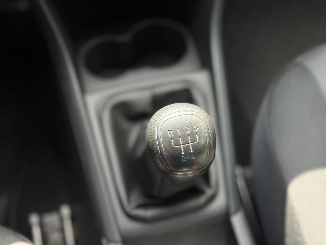 2015 Skoda Rapid — Miniatură 14