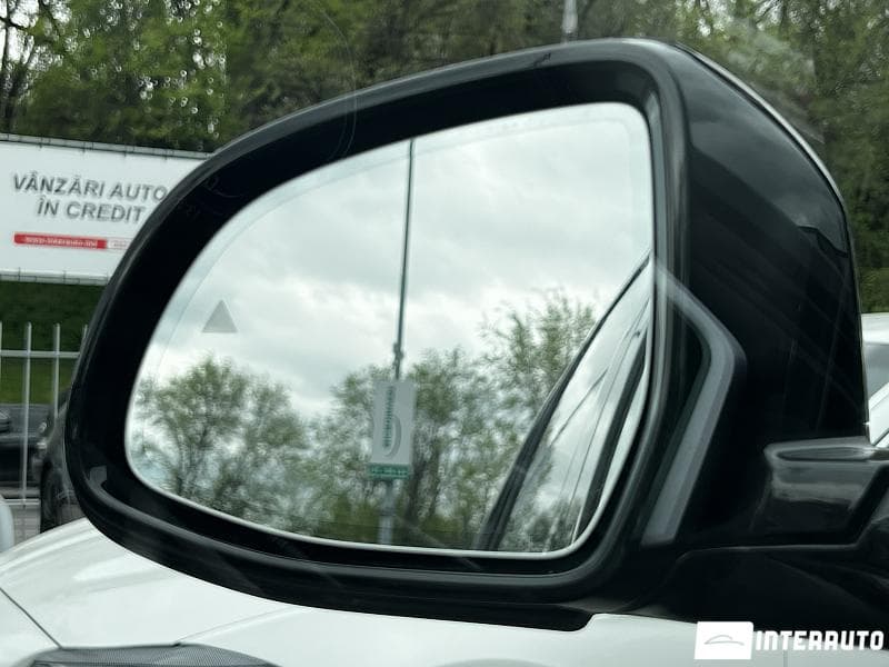 2022 BMW X7 M6.0i — Miniatură 29