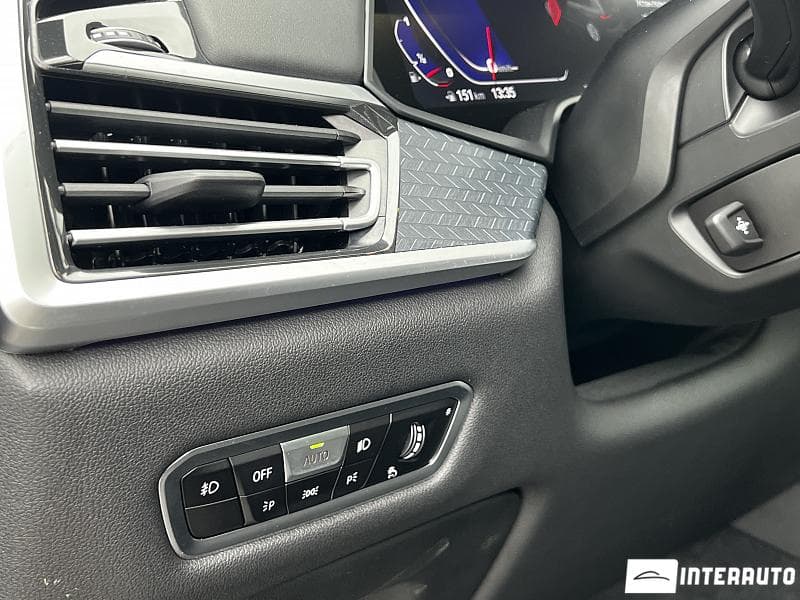 2022 BMW X7 M6.0i — Miniatură 16
