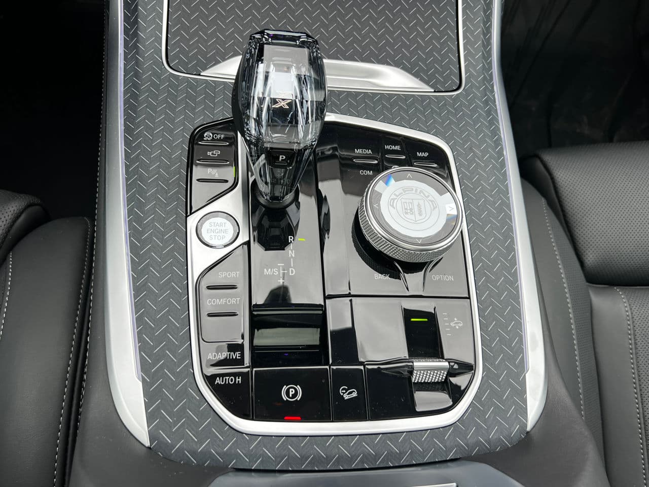 2022 BMW X7 M6.0i — Miniatură 15