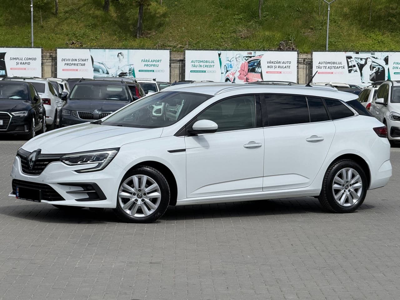 2020 Renault Megane — Miniatură 2