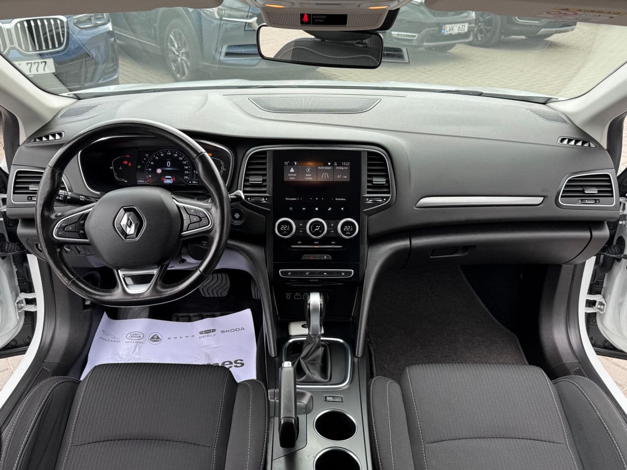 2020 Renault Megane — Miniatură 6