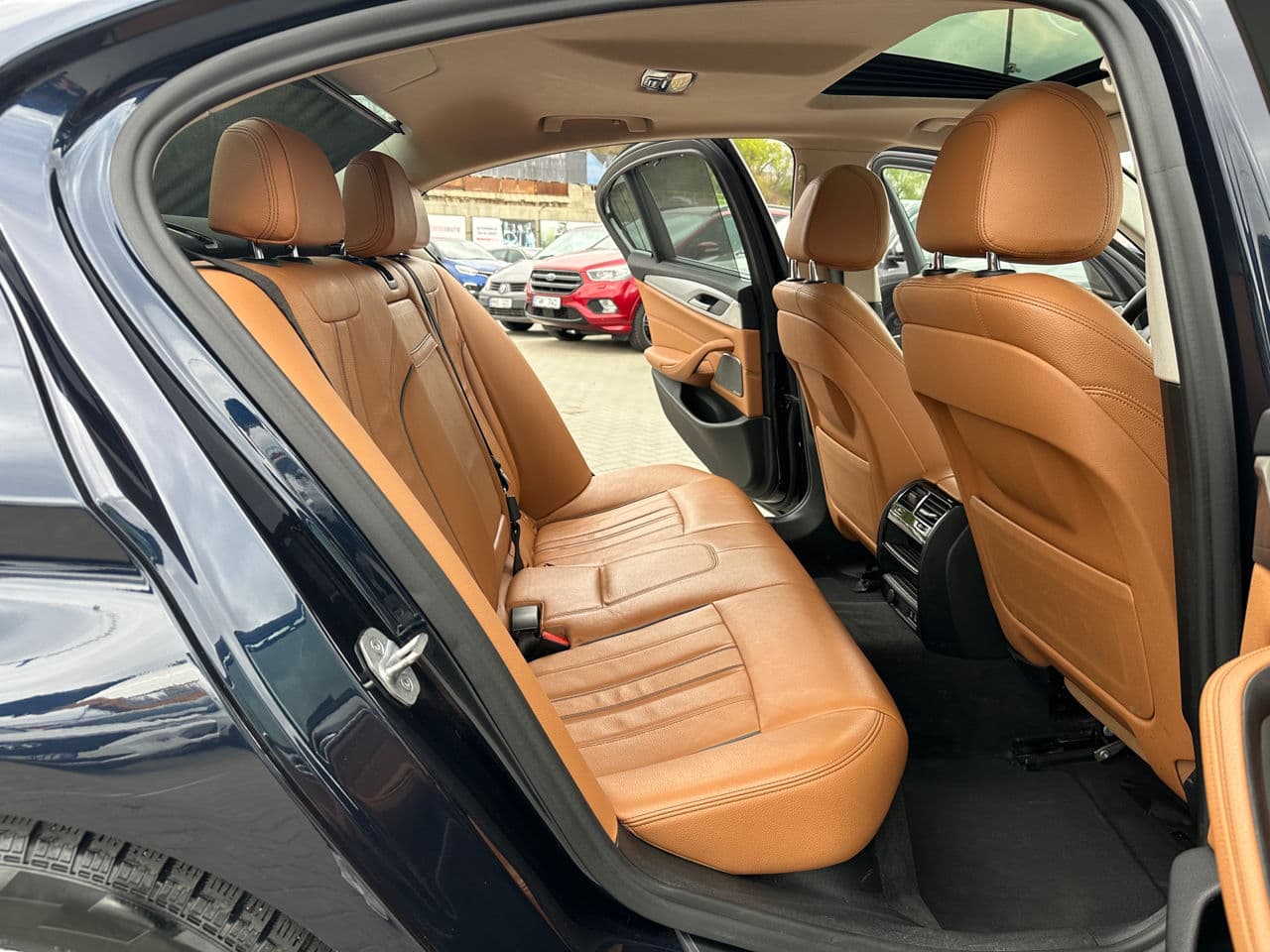 2019 BMW 530e — Miniatură 14