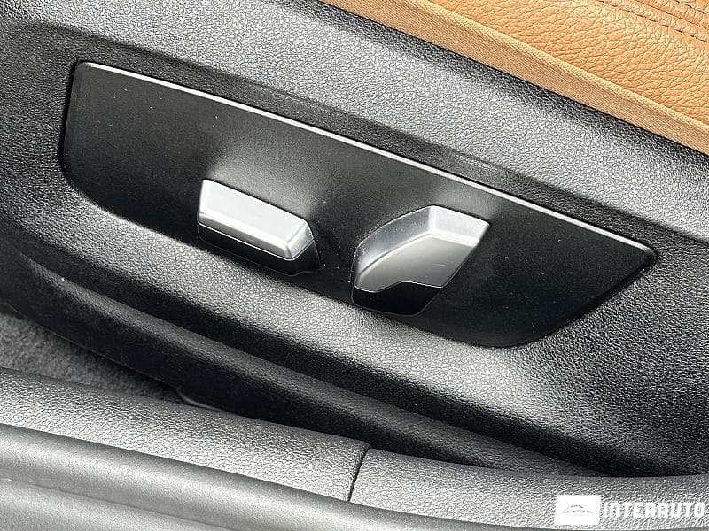 2019 BMW 530e — Miniatură 22