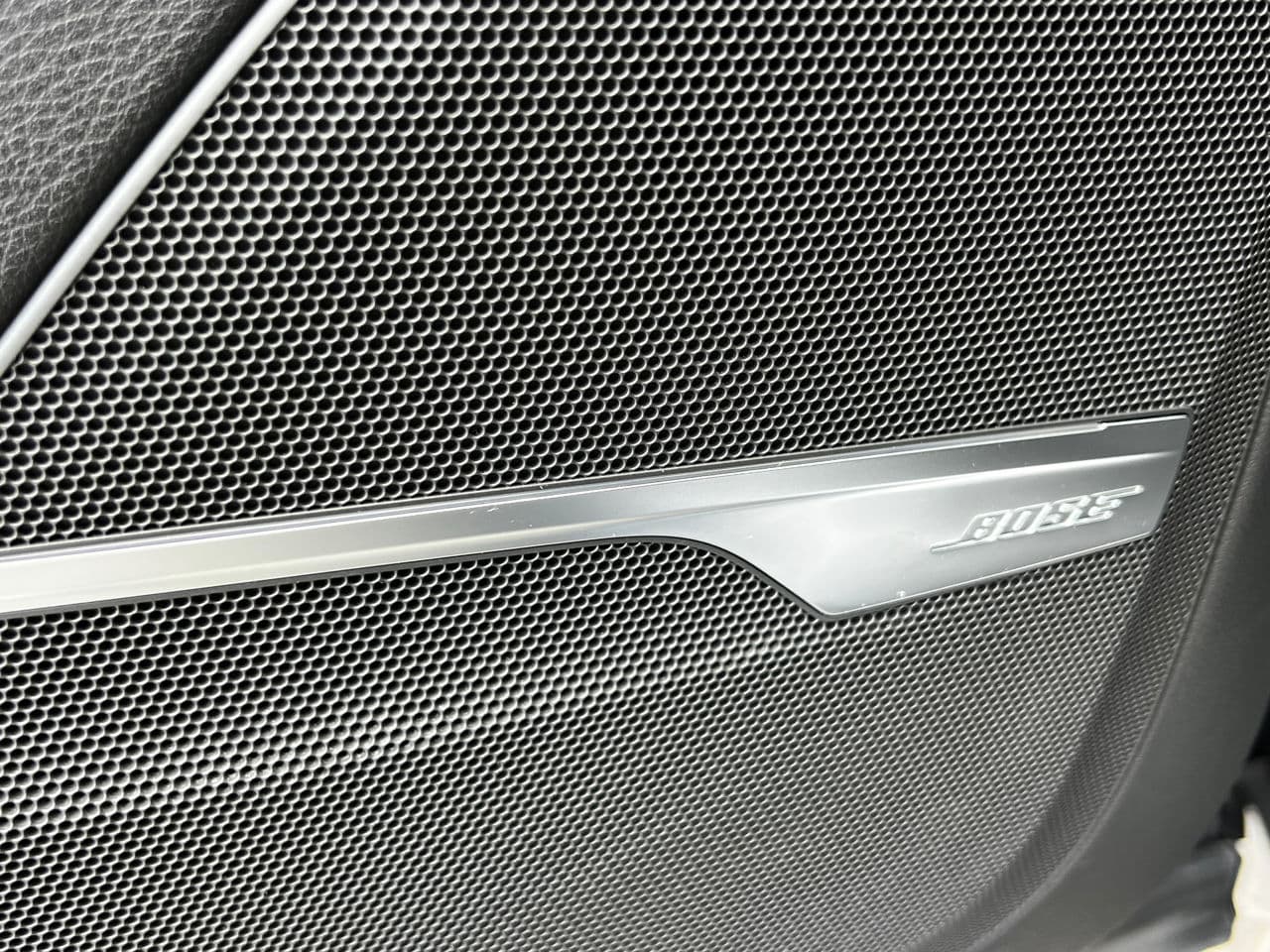 Audi Q7 E-Tron 2017 — Миниатюра 15
