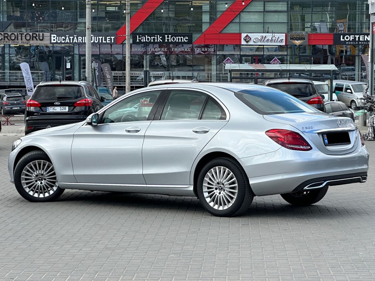 2017 Mercedes C 200 — Miniatură 4