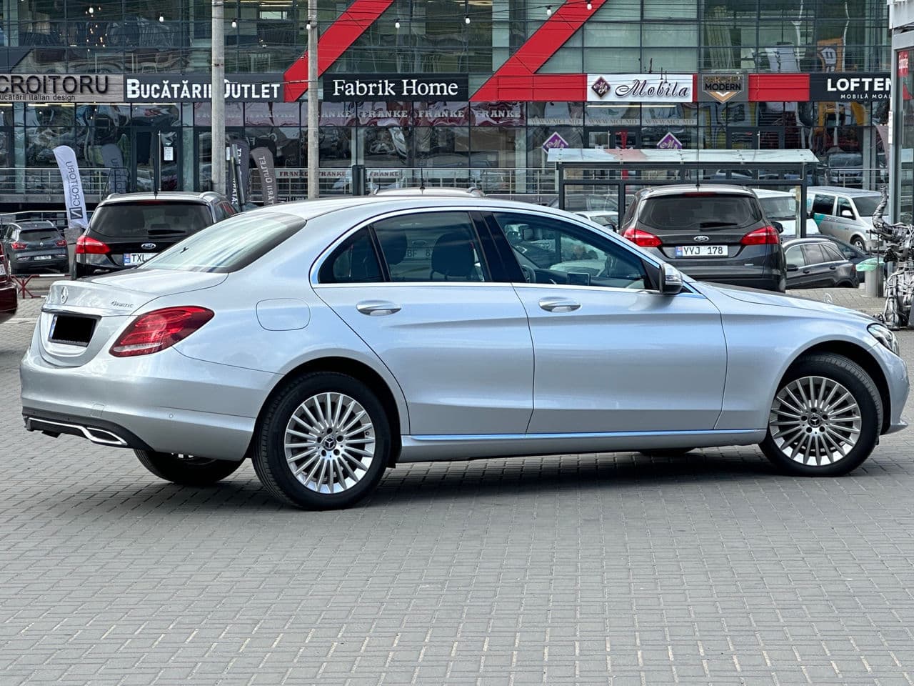 2017 Mercedes C 200 — Miniatură 3