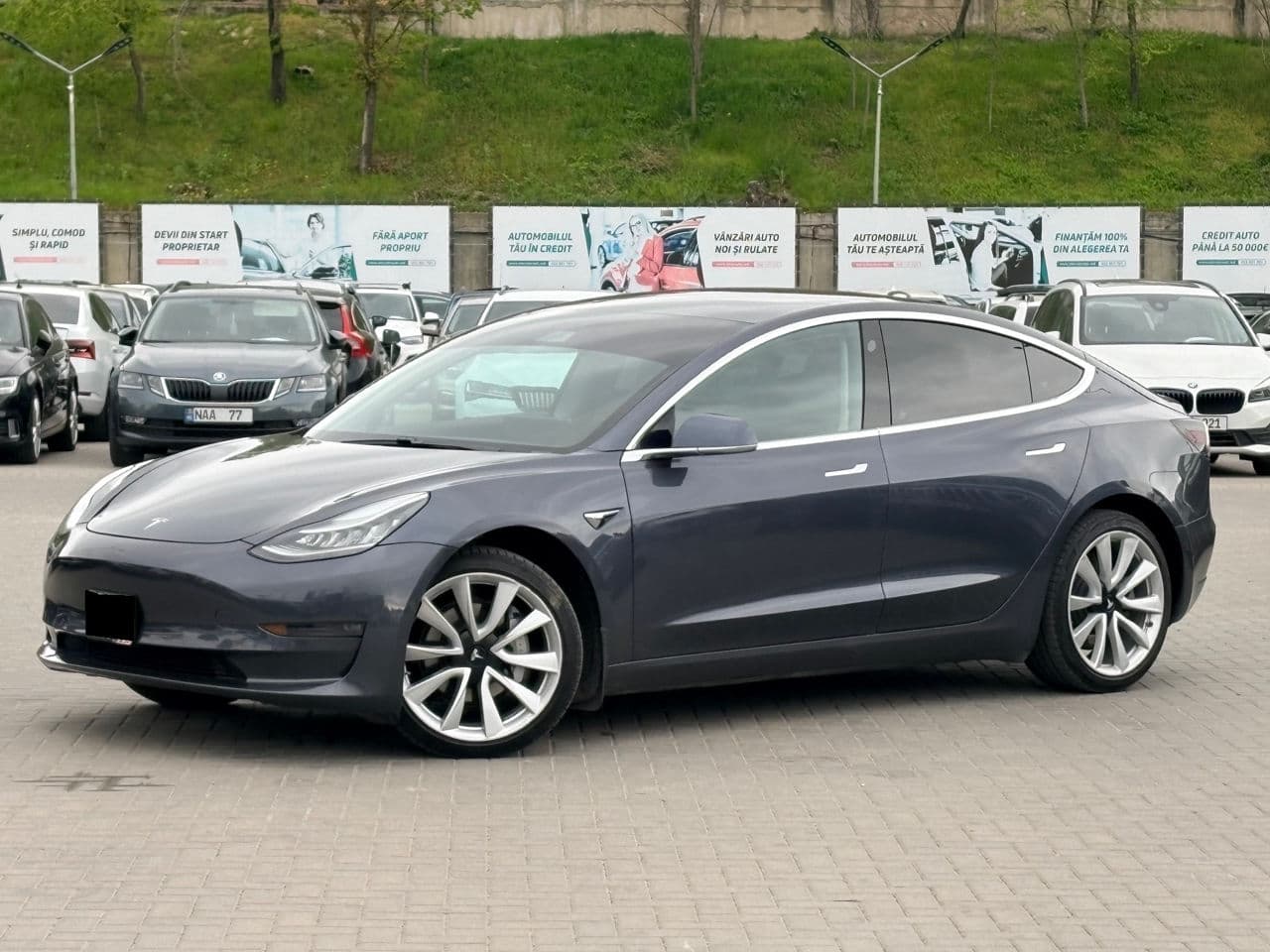 2020 Tesla Model 3 — Miniatură 2