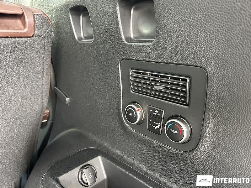 Hyundai Santa Fe 2018 — Миниатюра 23